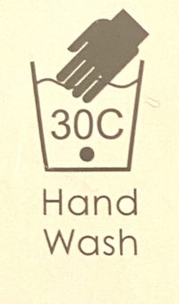 a sign that says 300c hand wash